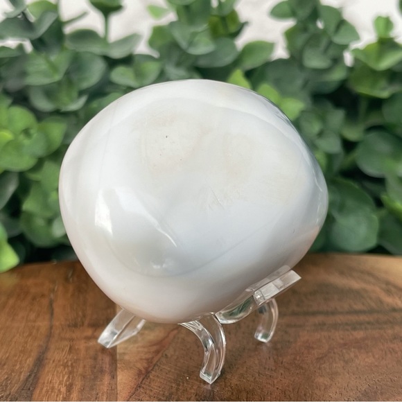 Orca Agate Palm Stone - Picture 10 of 17